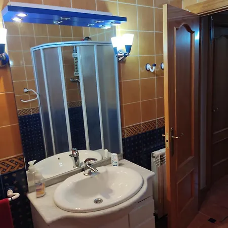 Cite- Jardines/bbq/terrazas/ Familias * Teruel